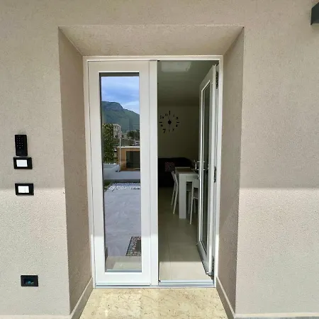 Meravigghia Holiday home *