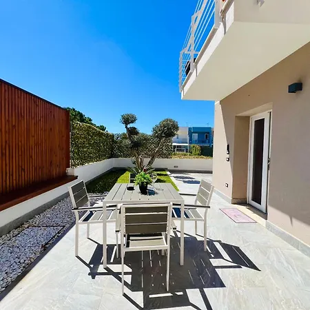 Meravigghia Holiday home *