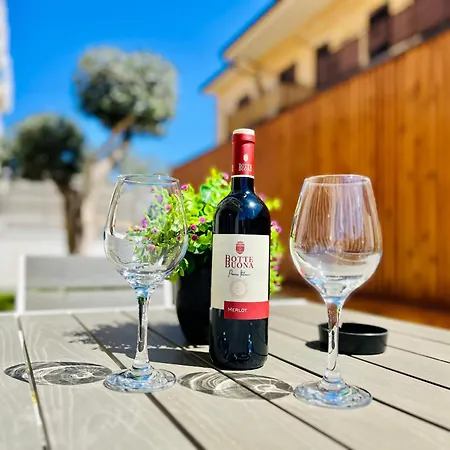Meravigghia Holiday home Terrasini